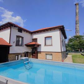 Къща за гости При Комина - Guest House By the Chimney، فندق في دير دريانوفو