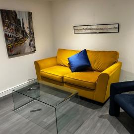 Stunning apartment with parking near Barnsley town centre
