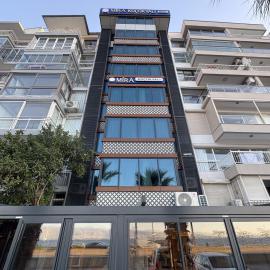 Mira Hotel Küçükyalı, hotel u Izmiru
