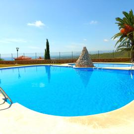 IRTA Sea & Mountain View Terrace, hotel in Alcalà de Xivert