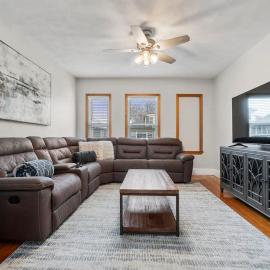 Tufts 3-Bed 2-Office Home with Laundry