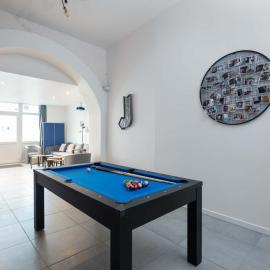 1 studio et 2 appartements 3 étoiles au calme à 150 m des thermes - Bains-Les-Bains, hotel in Bains-les-Bains