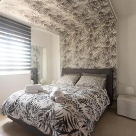 B&B Dream House