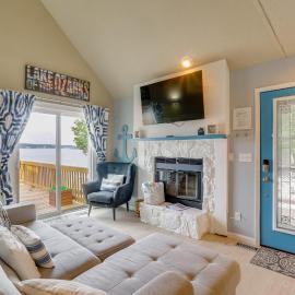 Lakefront Ozarks Home: Deck + Boat Dock!