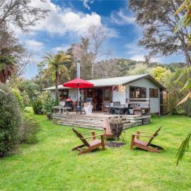 Hatepe Lake Taupo Retreat, hotel in Waitahanui