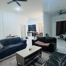 Vivi Villa Homestay, hotel sa Tuaran