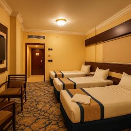 فندق الإجابة المكنونة توصيل مجاني للحرم Al Ejaba Al Maknouna Hotel free bus to Haram: An Naqāʼ şehrinde bir otel