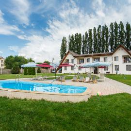 Dolinnka Hotel, hotelli kohteessa Cholpon-Ata