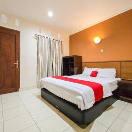 RedDoorz at Alam Hegar Cisarua Puncak