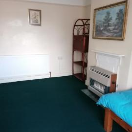 Central location, hotel in Staines upon Thames