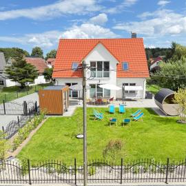 Ferienhaus DeRuhHus - viel Platz, mit Garten und Sauna
