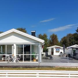 3 Bedroom Beautiful Home In Falkenberg, hotel a Falkenberg