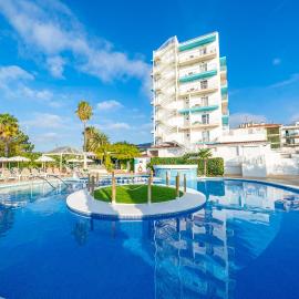 Bamblue Boutique Apartments, hotel in Pineda de Mar