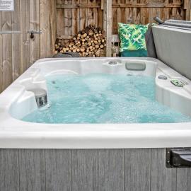 Hall Farm Cottage, hotel in Byers Green