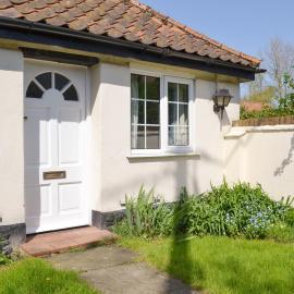 Lodge Cottage - B6008