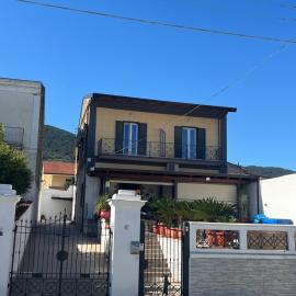 Villa Fava، فندق في Falciano del Massico
