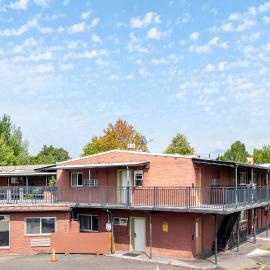Banfield Studios By OYO Portland OR