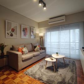 KD departamento Parque Chacabuco Cálido y luminoso semipiso，布宜諾斯艾利斯的飯店