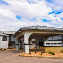 Oak Ridge Inn, hotel Plymouthban