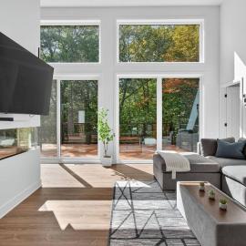 Chalet Lumina - Private Spa, Fire Pit, Pool Table, hotel in La Conception