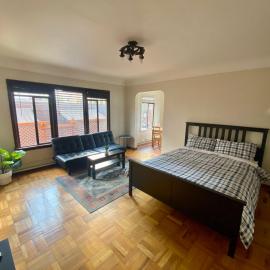 Furnished Apartments - Climate Pledge Arena Next Door، فندق في سياتل