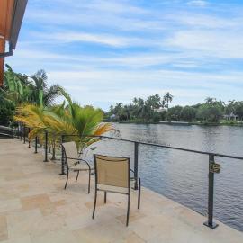 Vista Azul Lake Front Home with Hot Tub and Swim Spa, Fishing Dock, Gym, Game Room with Darts, Ping Pong, A Pool Table and more!