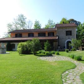 Il Nibbio Reale Country House, hotel in Rocca dʼEvandro