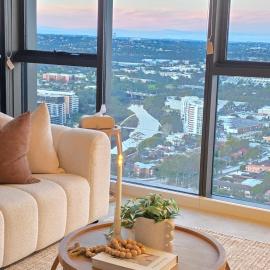 Paramount Suite on Parkes Pool And City View