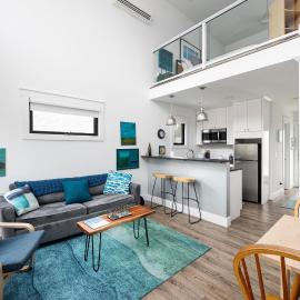 Waterscape Loft at City Limit Lofts - Walk & Bike to Downtown