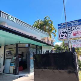 Pacific Cay motel, hotel di Cairns North