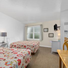 Double Bed Suite with Full Kitchen, hotel in Lake City