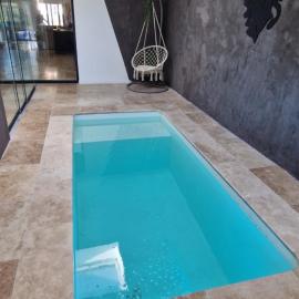 villa proche carcassonne avec piscine chauffée intérieur