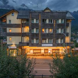 TH Cadore - Hotel Antelao, hotel din Borca di Cadore