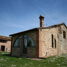 Charming Tuscan Farmhouse