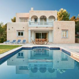 Villa in Sant Josep near Cala Jondal Beach, hotel i Sant Josep
