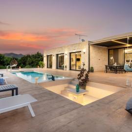 PanStel - Villa Solene with private pool
