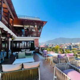 Timber House by Tara Group: Katmandu'da bir otel