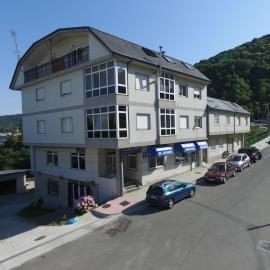 Casa Poy, hotel v destinácii Becerreá