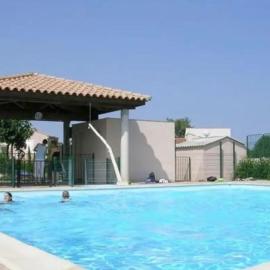 Pavillon 3 chambres avec véranda et climatisation., hotel u gradu Sored