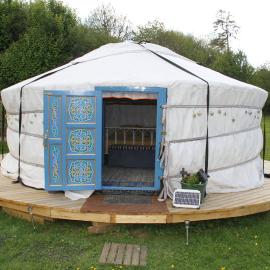 Hemsford yurt camp - Devon Yurts, hotel in Totnes
