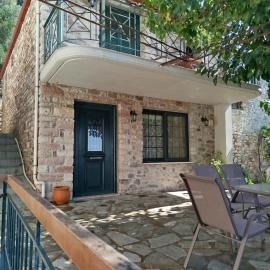 Το Αρχοντικό της Λενιώς, hotel v destinaci Taxiárkhis