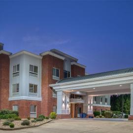 Best Western Plus Philadelphia-Choctaw Hotel and Suites, hotell sihtkohas Philadelphia