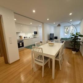 Cozy Cascais 3 Bed 2 Bath