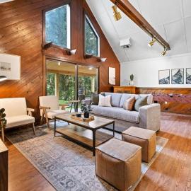 13min Summersville Lake | HotTub | FirePit | Quiet, hotell sihtkohas Nettie