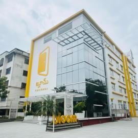 Bloom Hotel - Kakinada, hotel em Kākināda
