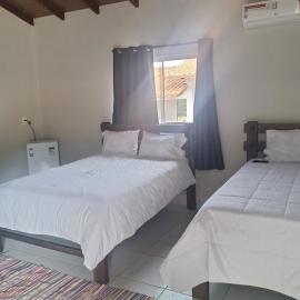 Suítes Recanto das Flores 4, hotel in Pirenópolis