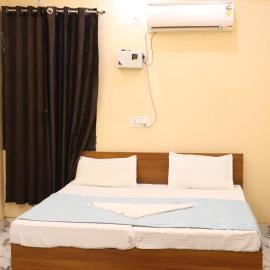 Sagar grand hotel, hotel Akbarpur városában