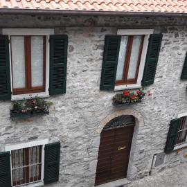 Casa Almut - Lake Como Center - Varenna, hotel a Perledo