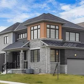 FIFA World Cup Stay 10 Min to Niagara Falls Sleeps 7 Luxury 4BR Family Retreat Free Wi-Fi Free Parking, hotelli kohteessa Thorold
