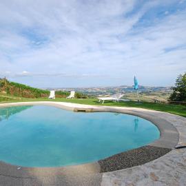 Awesome Home In Monterubbiano